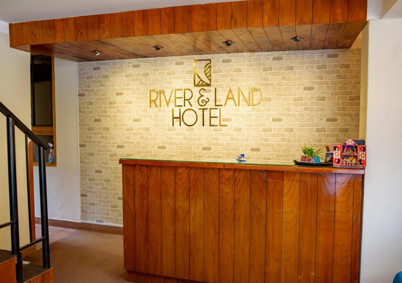 אויאנטאיטמבו River & Land Hotel מראה חיצוני תמונה